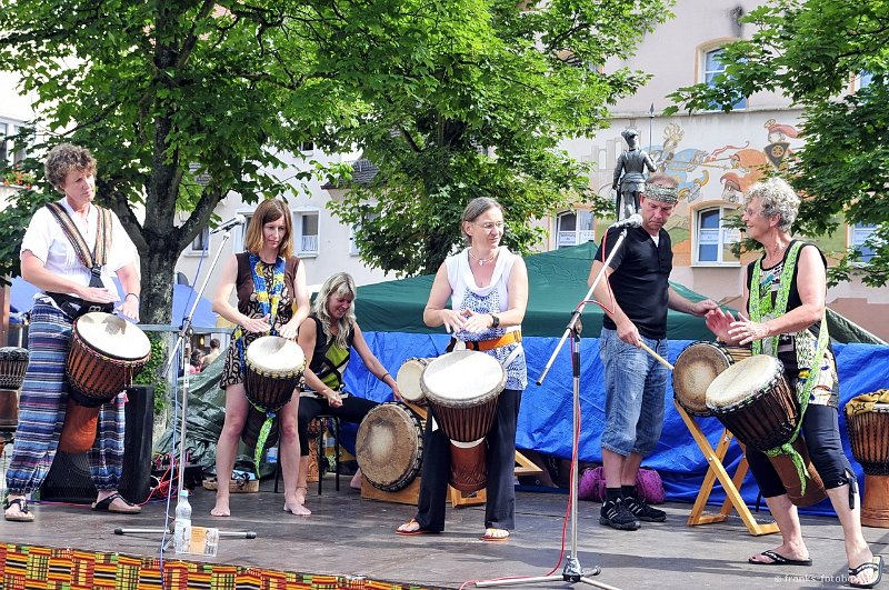 _DSC8780_2.jpg - "Ecole de Tamtam" (Erlangen) Mi/Sa - Gruppe